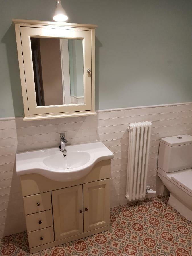 Casa Raval De Gracia C Villa Кембрилс Екстериор снимка