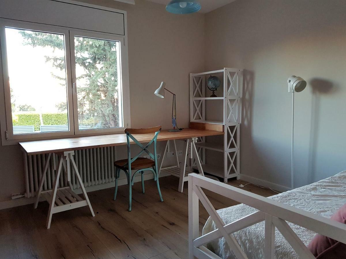 Casa Raval De Gracia C Villa Кембрилс Екстериор снимка